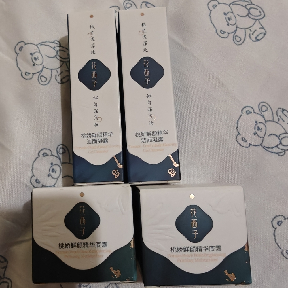 Florasis Gel Cleanser And Moisturizer Set